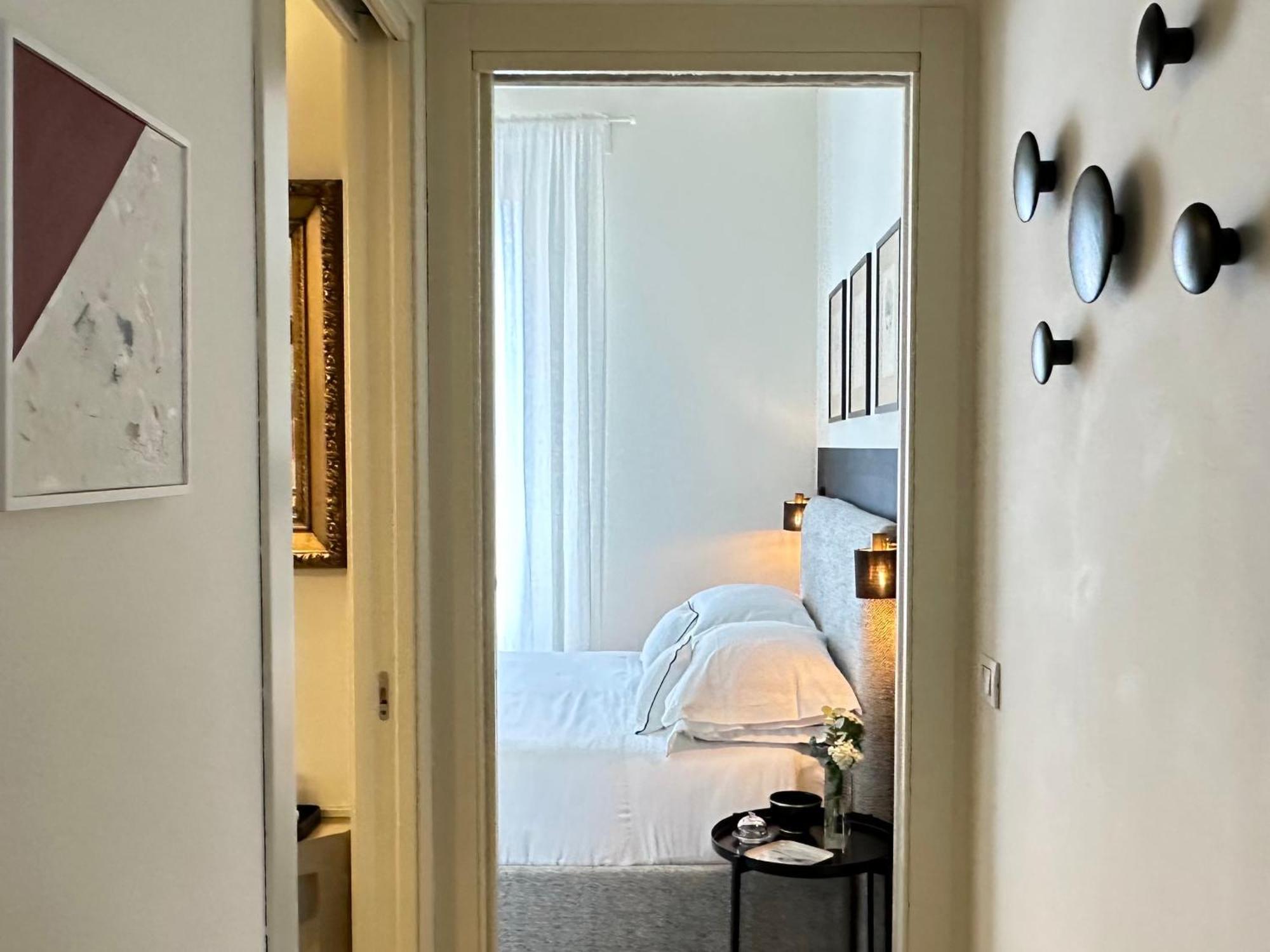 מילאנו Lily Pads -Elegant Apartment- In The City Center מראה חיצוני תמונה