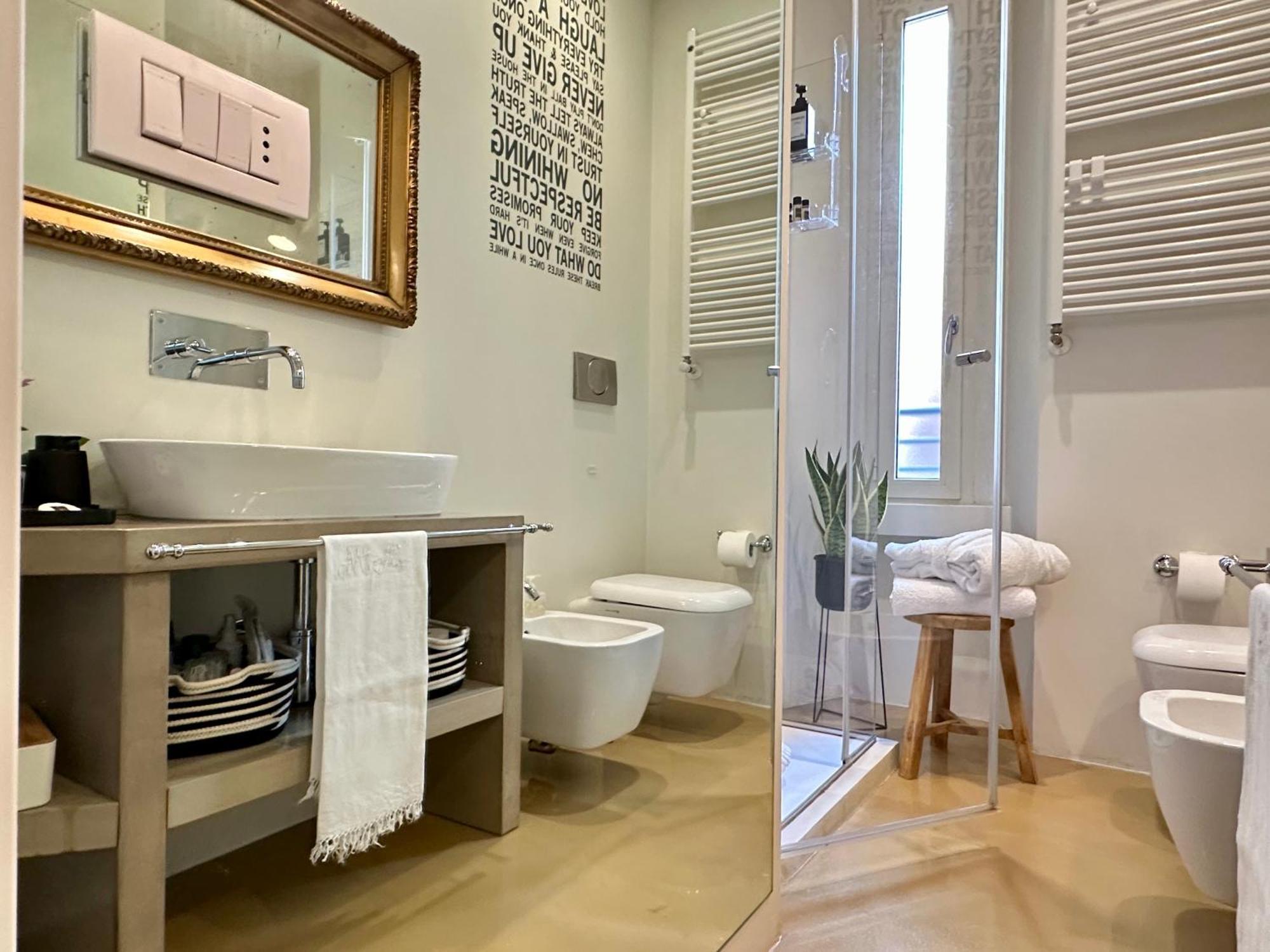 מילאנו Lily Pads -Elegant Apartment- In The City Center מראה חיצוני תמונה